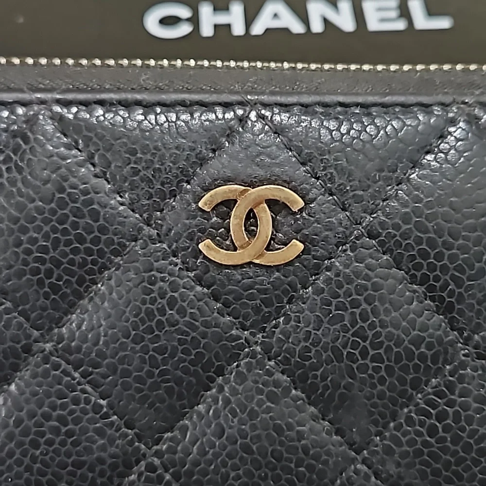 Chanel Caviar Black Zip Wallet - Picture 2 of 10